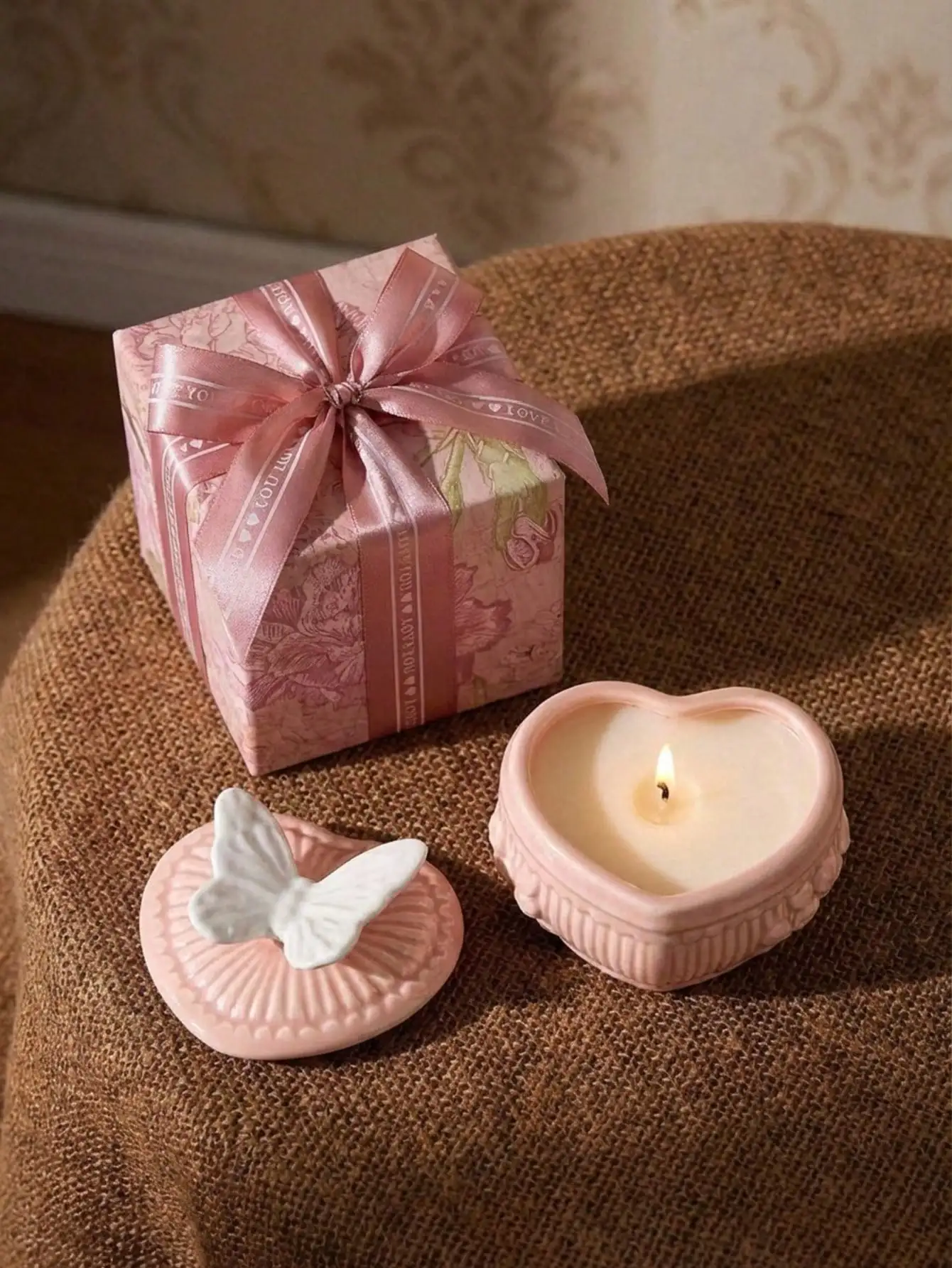 Home Fragrances - Heart Ceramic Candle Jar With Lid